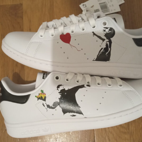 stan-smith-Banksy-1 Basket personnalisée Banksy